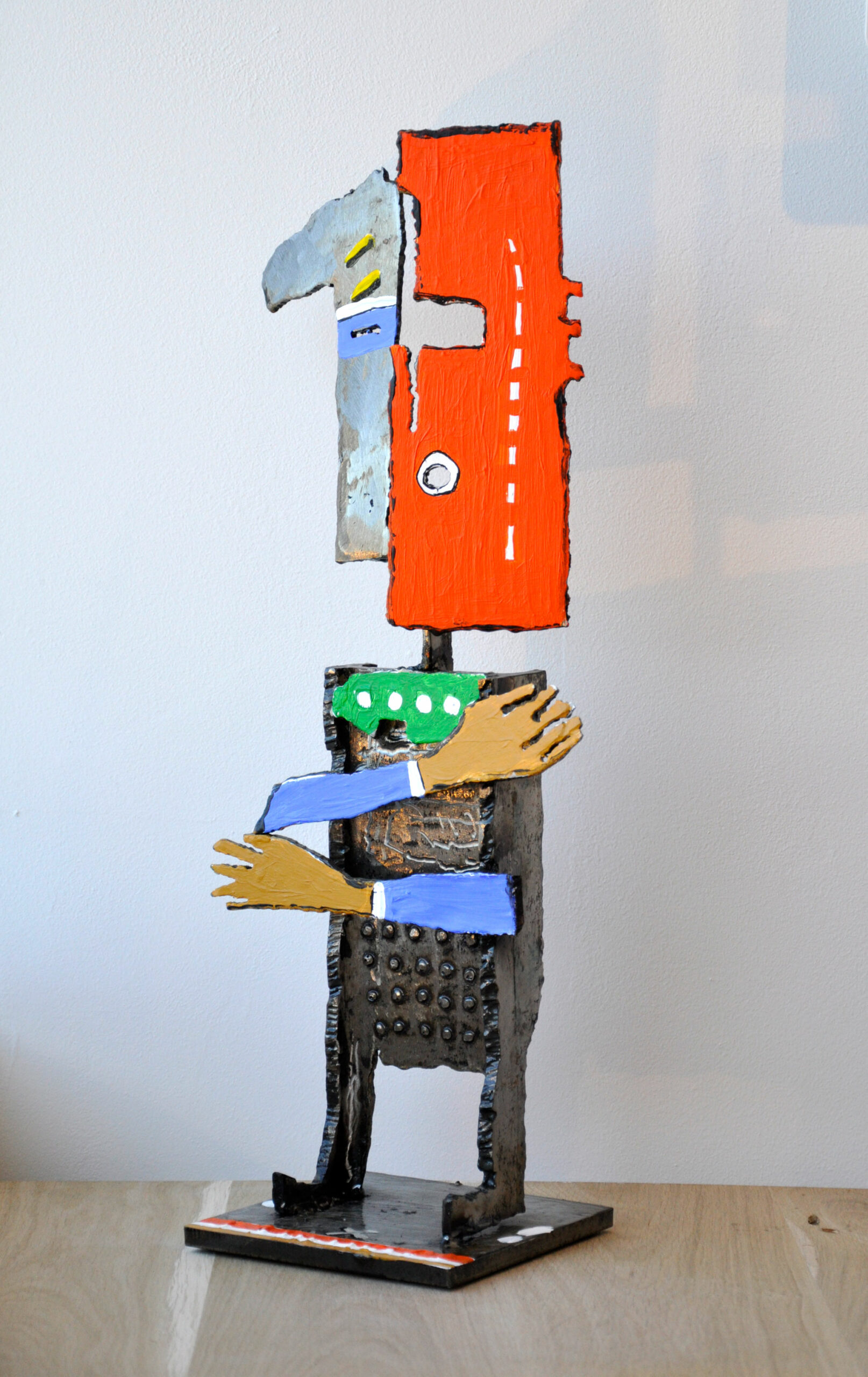 Abrazzo - Sculpture en acier peint - Hauteur 58 cm