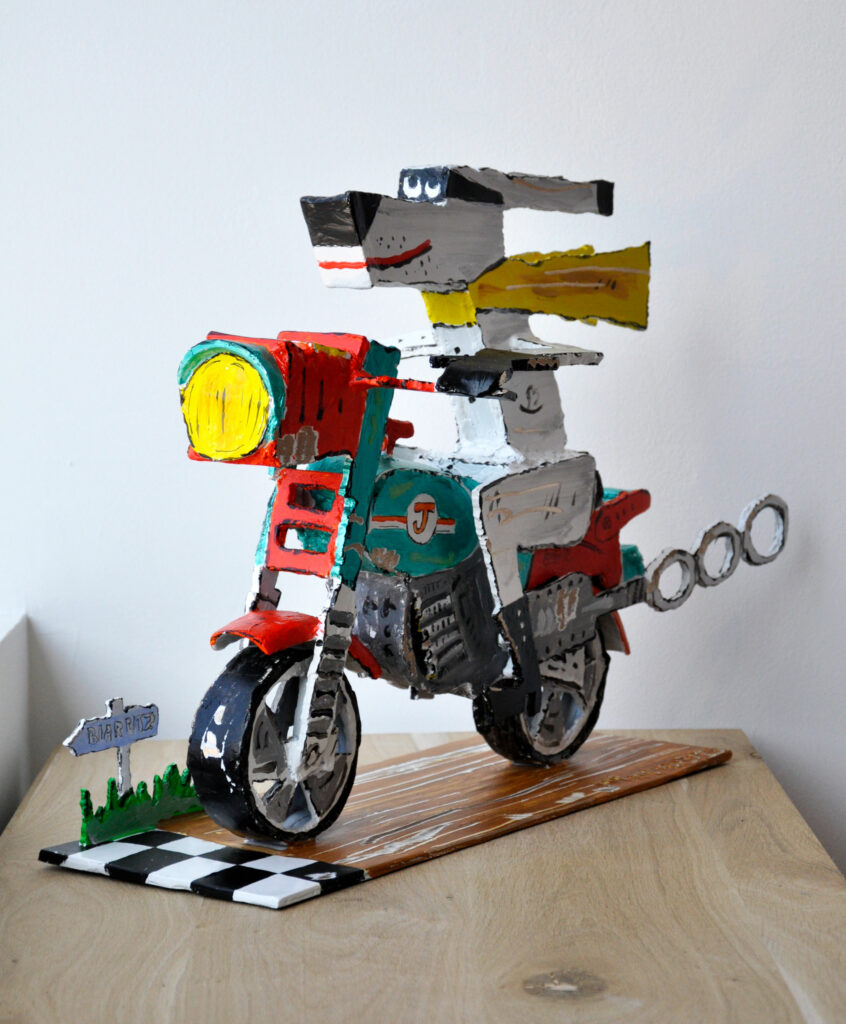 Jack en moto - Sculpture en bronze peint - H 42 cm x L 58 cm