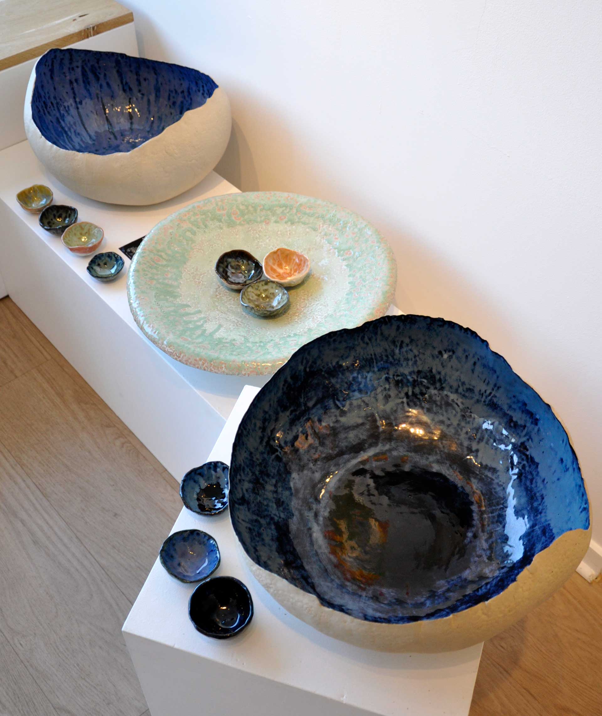 Vue d'ensemble avec échantillons d'émaux