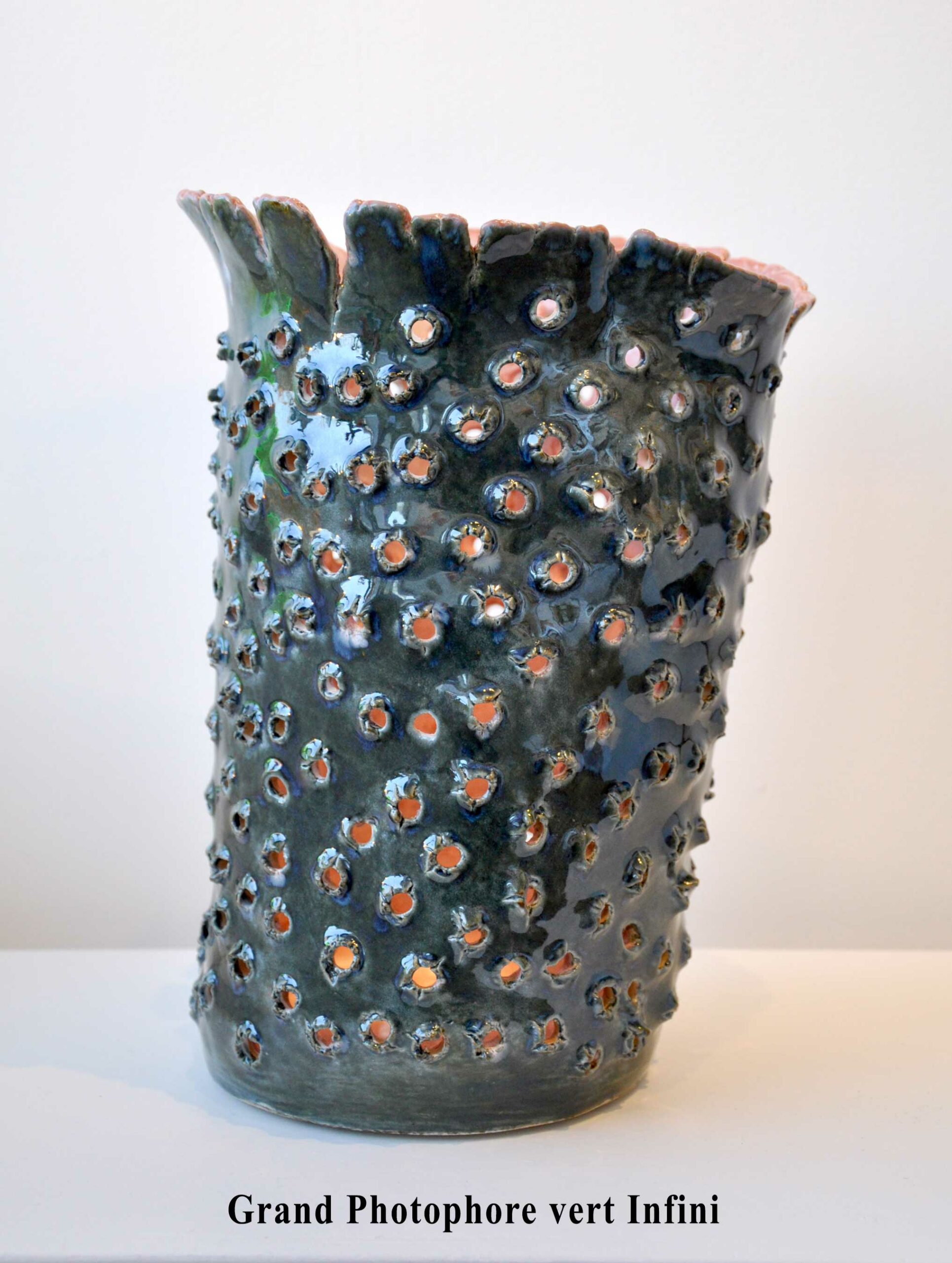 Grand Photophore ou Lampe vert Infini - Pièce unique en céramique - Hauteur 33,50 cm x diamètre 22,50 cm