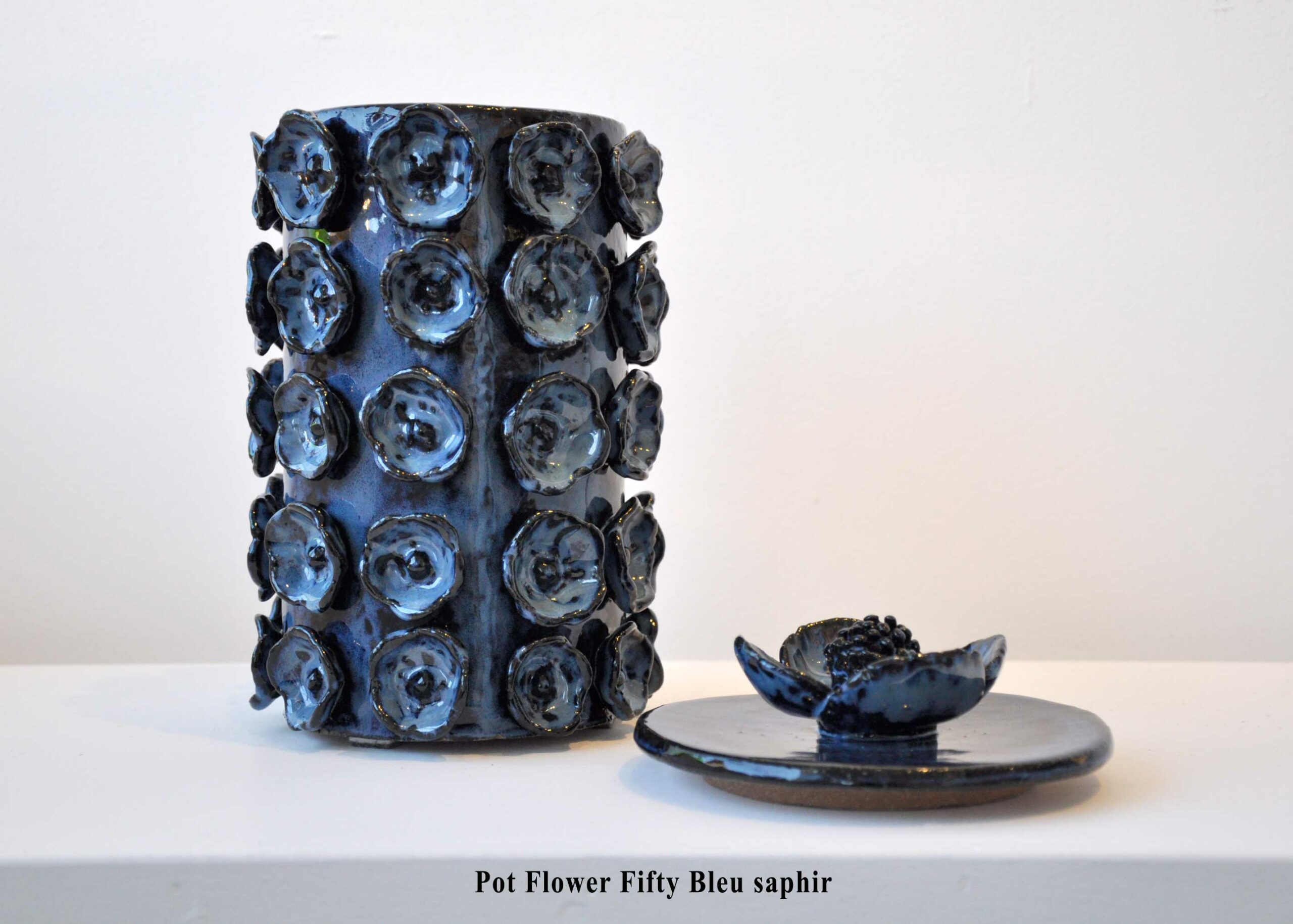 Pot Flower Fifty Bleu saphir - Pièce unique en céramique - Diamètre 14,50 cm x H 25 cm