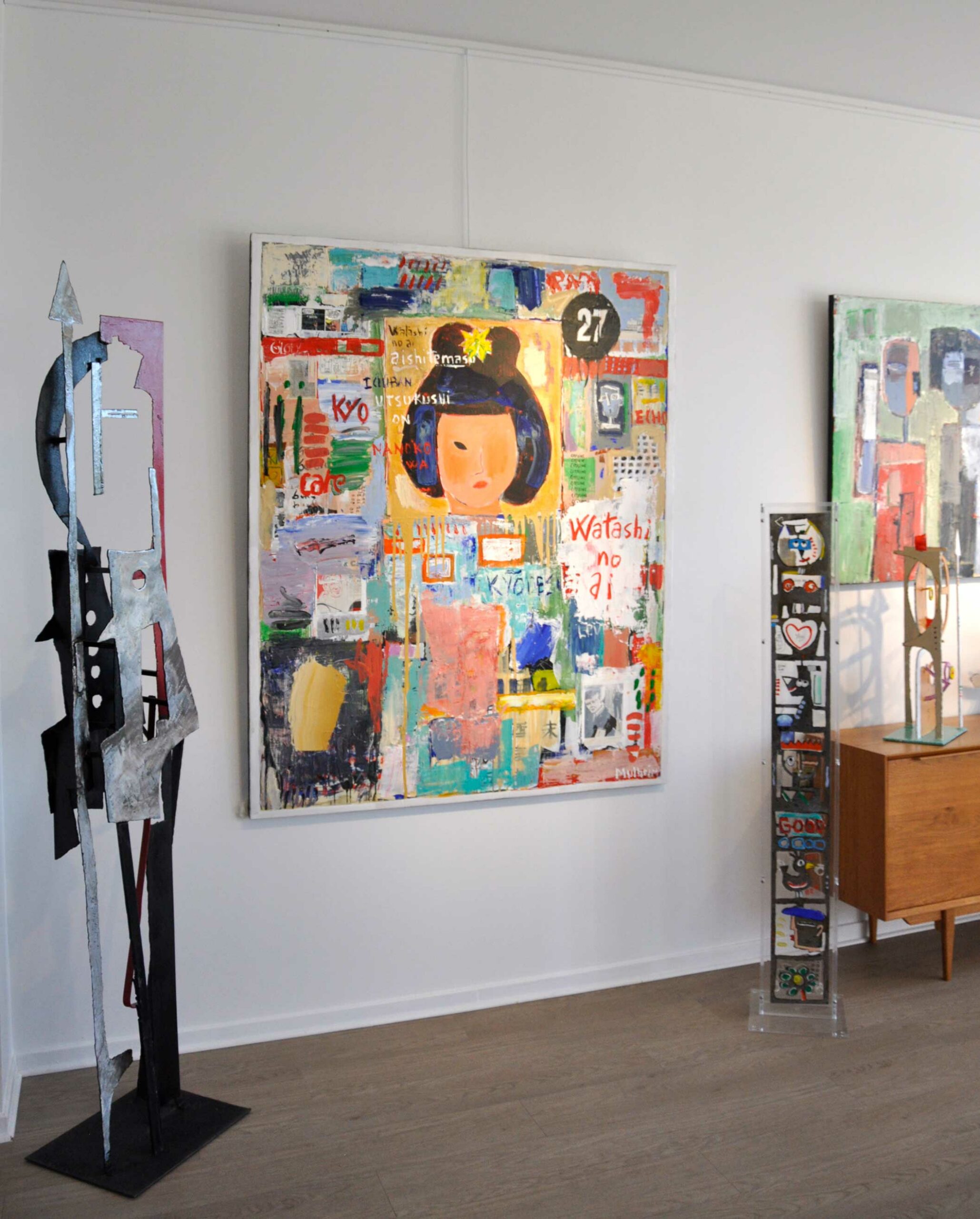 Présentation en galerie :" Watashi No Ai " - Œuvre sur toile- Format 100F ( 162 cm x 130 cm )