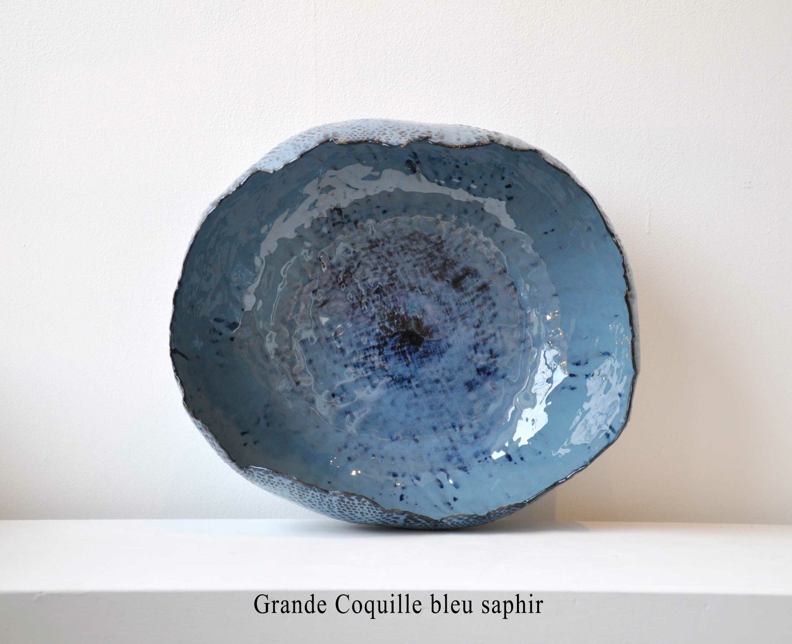 Grande Coquille " BLEU SAPHIR "- Pièce unique en céramique - L 38 cm x P 34 cm x h 17 cm